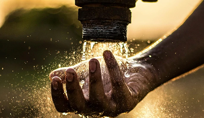 Accesorios y suministros para conducción de agua